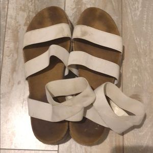 Steve Madden Kimmie Flatforms